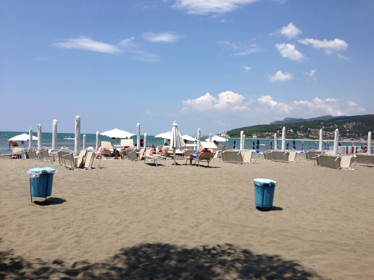 Hotel Alba Shëngjin Eksteriør billede